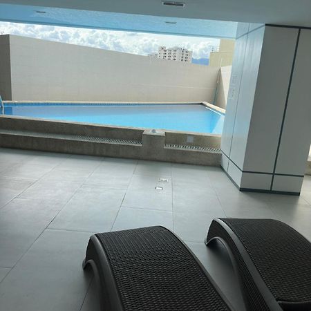 Modern & Comfy Studio - Steps From Ayala Mall, Cebu City Exteriör bild