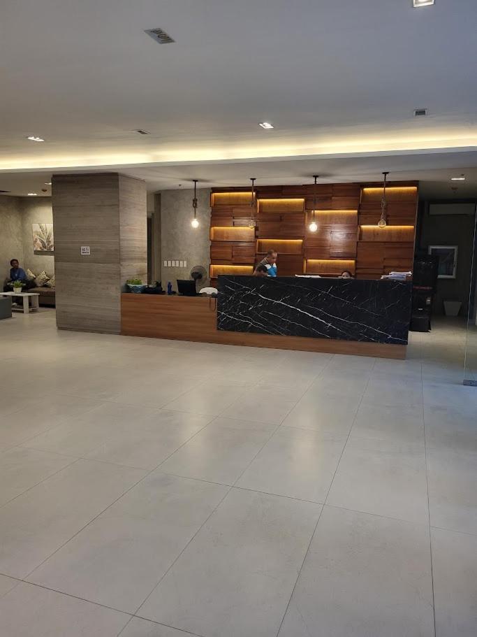 Modern & Comfy Studio - Steps From Ayala Mall, Cebu City Exteriör bild