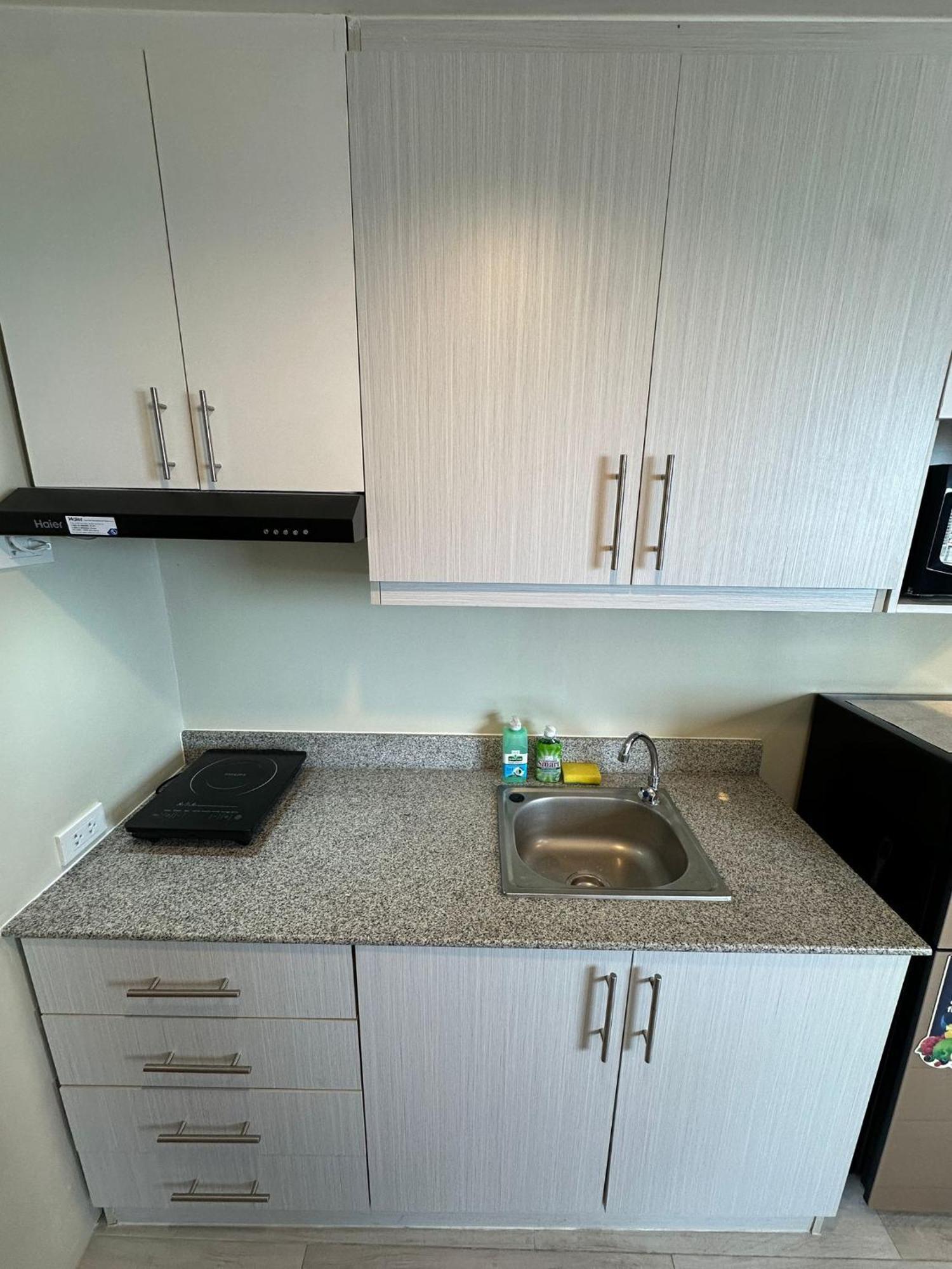 Modern & Comfy Studio - Steps From Ayala Mall, Cebu City Exteriör bild